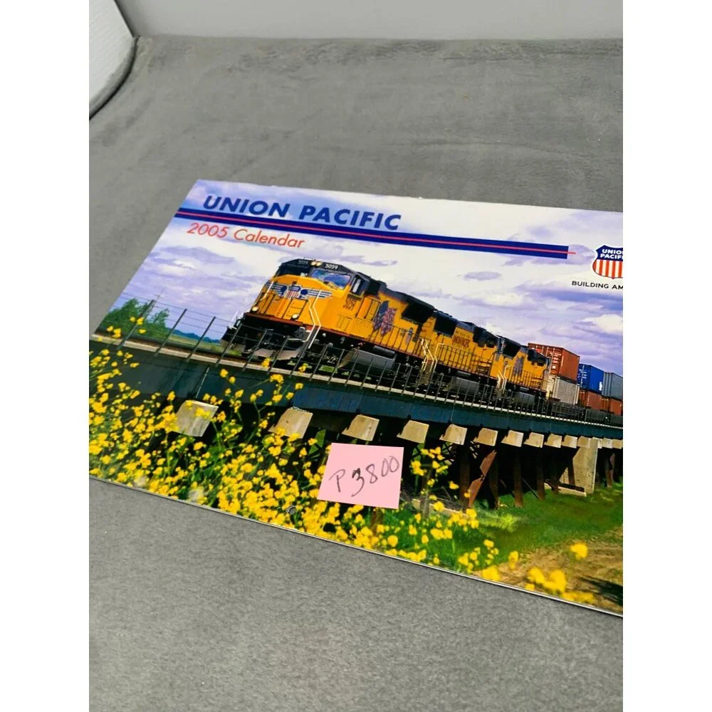 Union Pacific 2005 Calendar with Train Photography